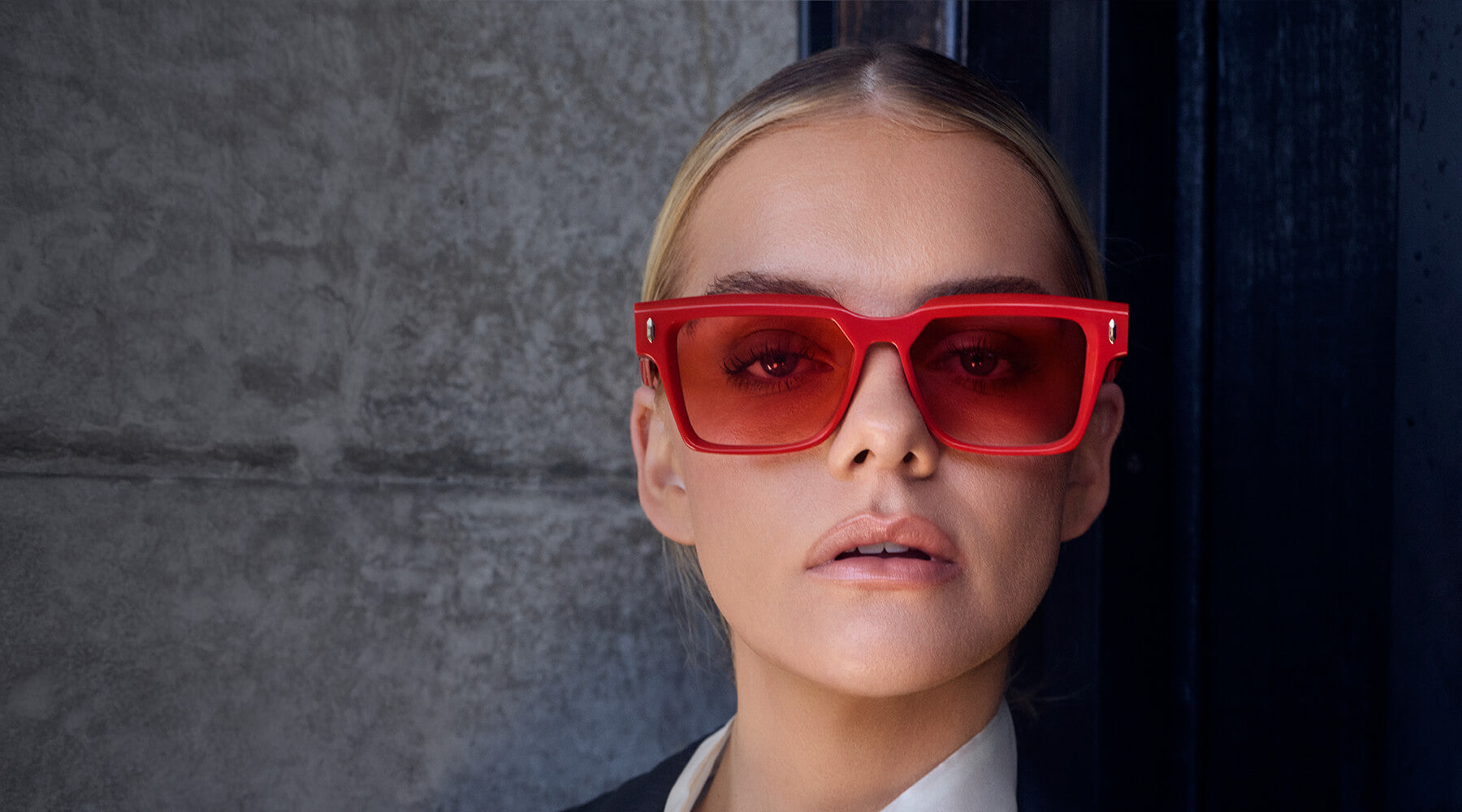 Lightweight Glasses